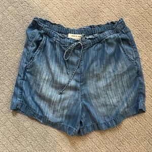 Anthropologie Cloth and Stone drawstring denim chambray shorts size small